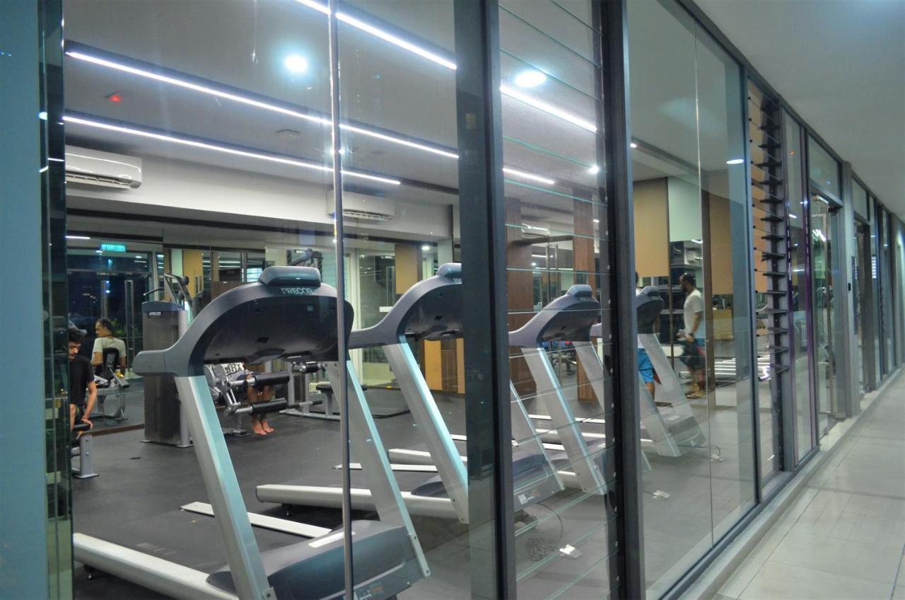 The Robertson By Kl Moonlight Suites Bukit Bintang Bed & Breakfast *