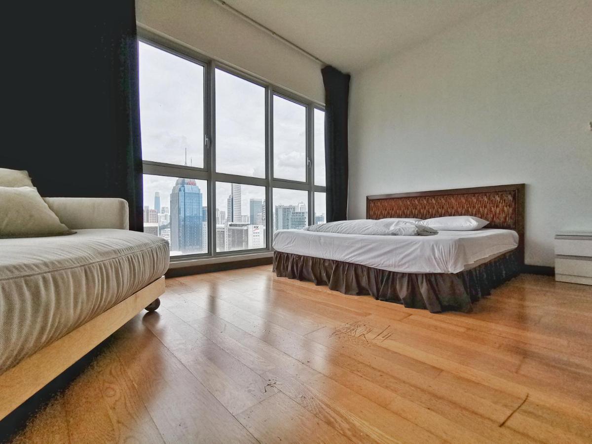 Penthouse On 34 - The Highest Unit And Views In Regalia & Private Rooftop Terrace * Kuala Lumpur