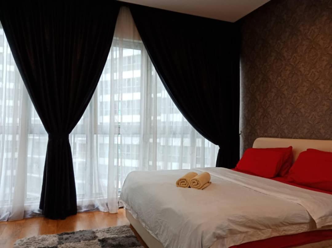 Regalia Service Apartment *