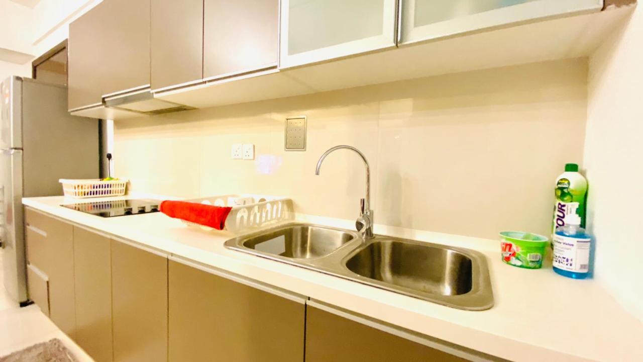 Kl Skyview Family Suites @ Regalia * Kuala Lumpur