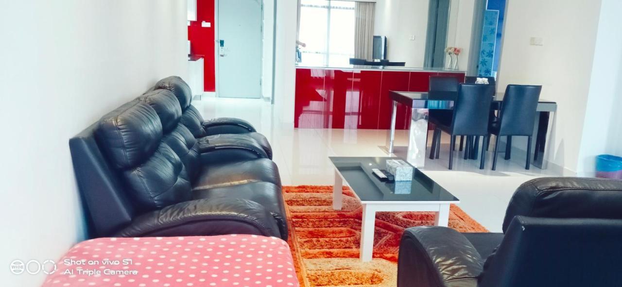 Hotel Berjaya Times Square At Kl City 4*