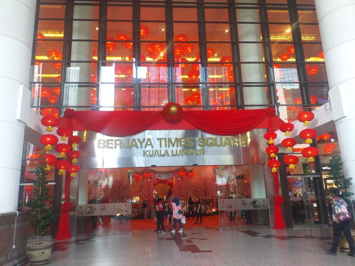 Apartemen New Sm Service At Times Square Kualalampur *