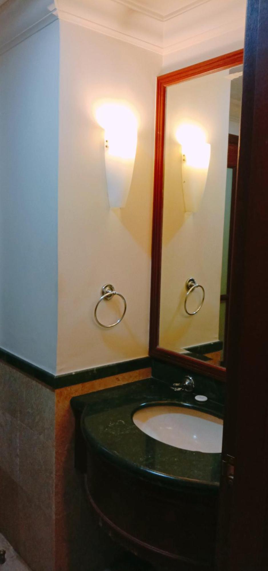 Aparthotel Rotana Apartments At Times Square Kl 4*