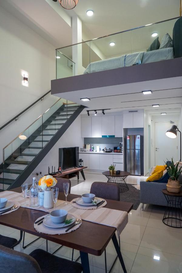 Ekocheras Designer Loft By Tetris @ *