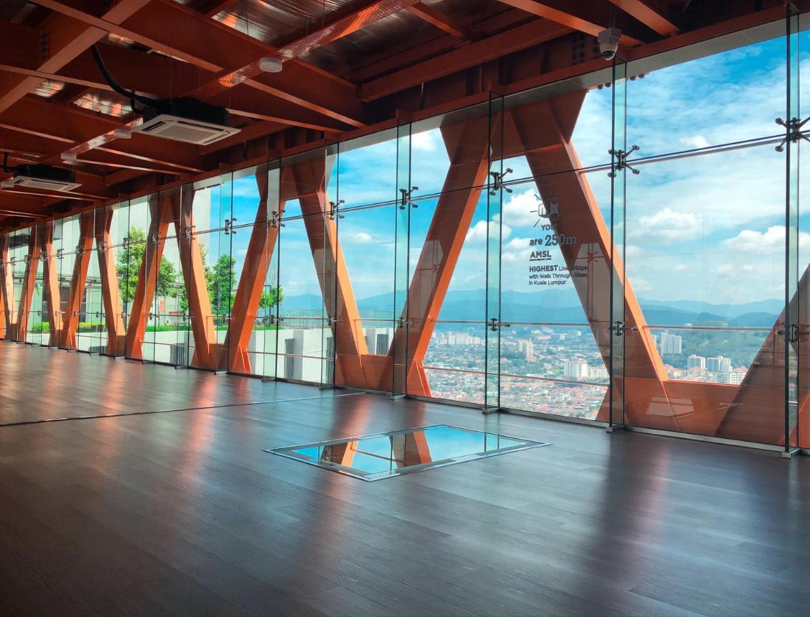 Ekocheras Designer Loft By Tetris @ *