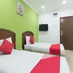 Oyo 805 Hotel Run Star
