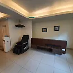 Spot On 90139 Hotel Galaxy