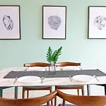 Ekocheras Cozy Suite By Dreamscape