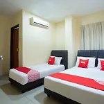 Oyo 90160 Kl City Lodge