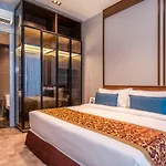 Expressionz Professional Suites By Mykey
