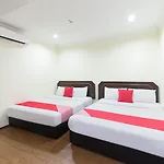 Oyo 327 Buddys Hotel