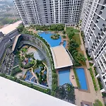 United Point Residence 6 Pax Near Mont Kiara Desa Park Kepong
