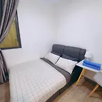 United Point Residence 6 Pax Near Mont Kiara Desa Park Kepong
