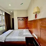Fan Holiday Hotel