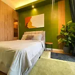 Sentral Suites By Rkd Home
