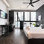 Scarletz Suites Klcc Twin Tower By Purple Orchid