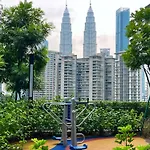 Eaton Residence At Klcc