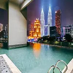 Cozy Apartment With Klcc View & 1 Min To Lrt Station