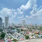 Summer Suites Studio With Balcony Nearby Kl City Centre