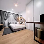 The Robertson Bukit Bintang Luxe Suites