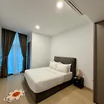 Eaton Residence Klcc Premium