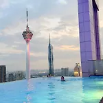 Platinum Klcc Suites Face