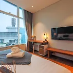 Calm Sojourn, Sky Suites Klcc