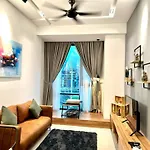 Family Apartment At Lucentia Residence Klcc