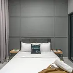 The Colony & Luxe Kuala Lumpur With Skypool By Cobnb