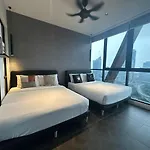 Scarletz Suites Klcc Twin Tower By Purple Orchid