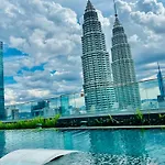 Star Residence Klcc By Starlight