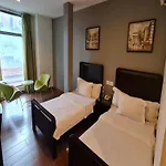 Hotel O Crossroads Hotel