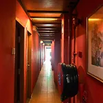 Oyo 90909 I.Villa Inn