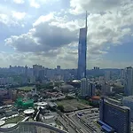 Kl New Apartment At Times Square