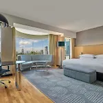 Renaissance Kuala Lumpur Hotel & Convention Centre