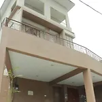 Pinggir Ttdi Damansara Homestay For Big Group Up To 35 Pax