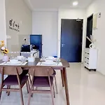 Sunway Velo Kl 2Br Homestay By Whome