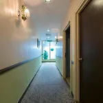 Oyo 126 Rae Hotel