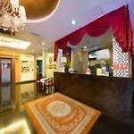 Oyo 126 Rae Hotel