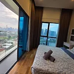 Reizz Residence By Nexus Suites