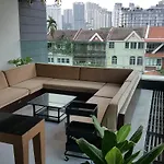 La Maison 100