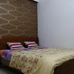D\'Tasik Homestay