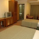 Lotus Family Hotel Medan Tuanku