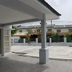 Family Villa Homestay Semenyih