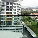 Mahkota Cheras Sweet Condo 1-14 Pax Near Mrt To Kl