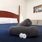 Hawk Hotel & Hostel