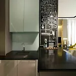 Expressionz Professional Suites By Mykey Global