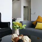 Victoria Home Sentrio Suites
