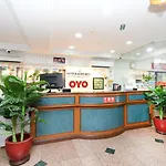 Oyo 390 Mayview Glory Hotel