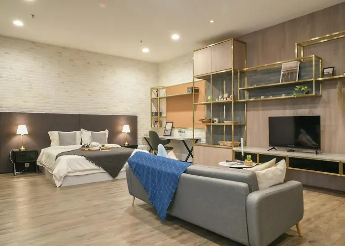 Mid Valley 1Km Away Verve Suites Old Klang Road